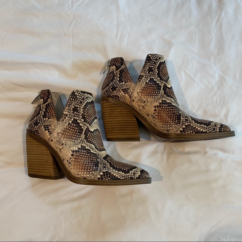 Vince Camuto Gigietta Snakeskin Booties